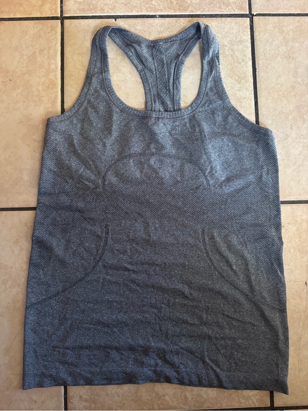 lululemon athletica Heather Charcoal Racerback Tank - Picture 4 of 10